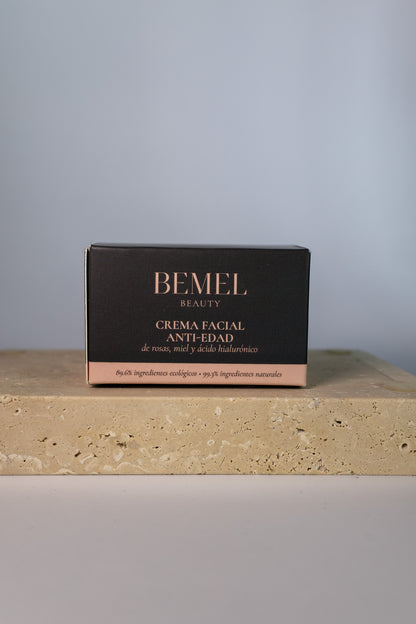 Crema facial ecológica anti-edad de rosas, miel y ácido hialurónico.