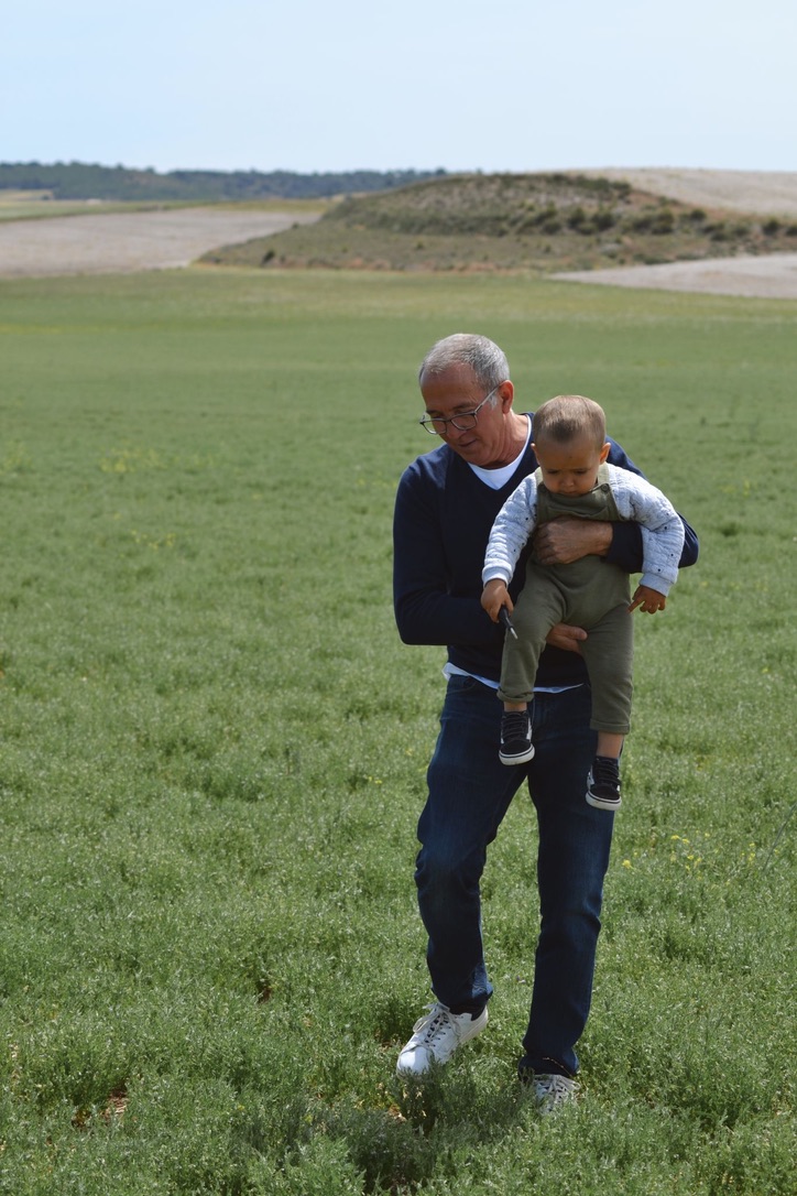 Familia en el campo