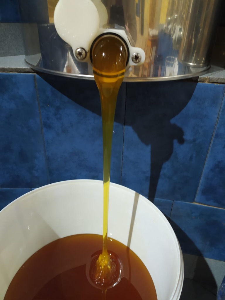 Miel fresca